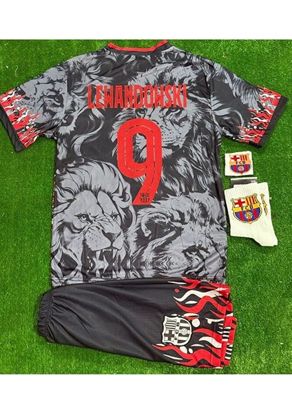 Barcelona 2026 Lewandowski Alevli Aslan Desenli Yeni Sezon Çocuk Forması 4'lü Set fırsatları