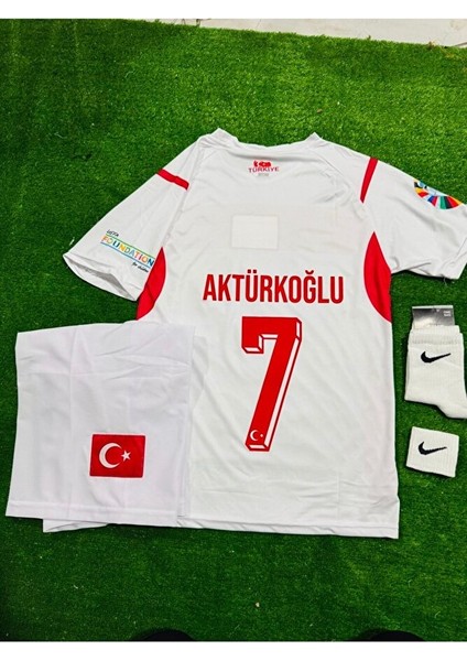 New Türkiye 2026 Kerem Aktürkoğlu Yeni Sezon Deplasman Beyaz Çocuk Forması 4 Lü Set