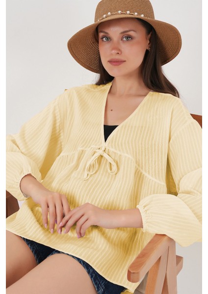 Kadın Bdart V Yaka Fırfırlı Bluz Kehribar Sarısı