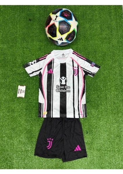 Juventus 2026 Kenan Yıldız Yeni Sezon Çocuk Forması 4'lü Set Çorap Bileklik Hediye fiyatları