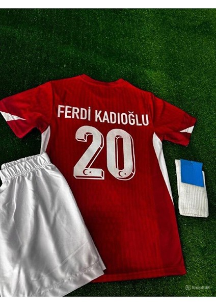 Milli Takım Ferdi Kadıoğlu Çocuk Forması Kırmızı 4lü Set