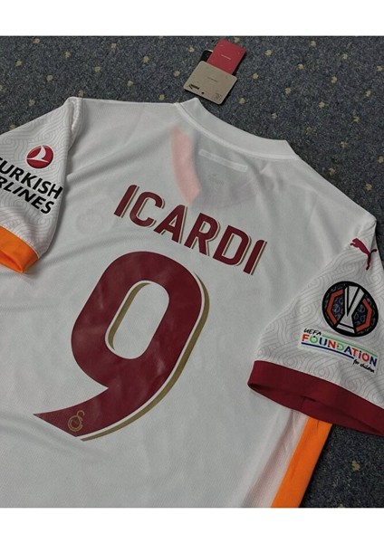 G.âla.tâsa.rây 5 Yıldızlı 2024/25 /mâ.u.ro /i'c'â'r'd'î/ 9 Deplasman Beyaz Taraftar Forması