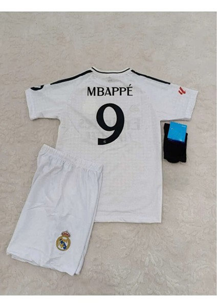Real Madrıd 2024/25 Beyaz Mbappe Çocuk Forması 4lü Set