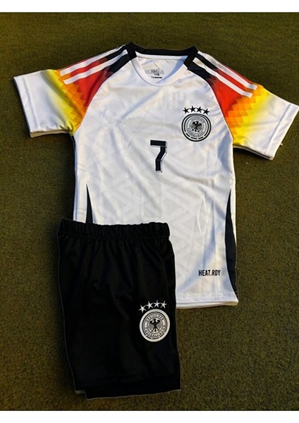Almanya Milli Takım Iç Saha Beyaz Havertz Çocuk Forması 4lü Set fiyatları