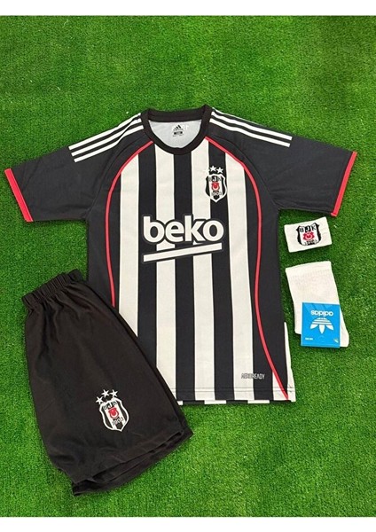 B.e.ş.i.k.t.a.ş. 2025/26 Iç Saha Immobıle #17 Çocuk Forması 4lü Set fiyatları
