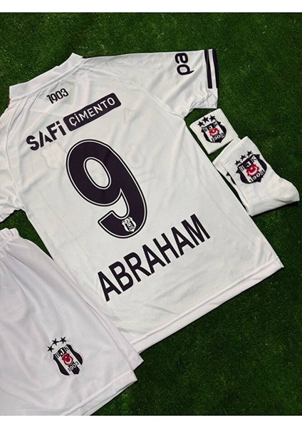 Beşiktâş' 2026 Yeni Sezon Tammy Abraham Deplasman Beyaz Çocuk Forması 4'lü Set modelleri