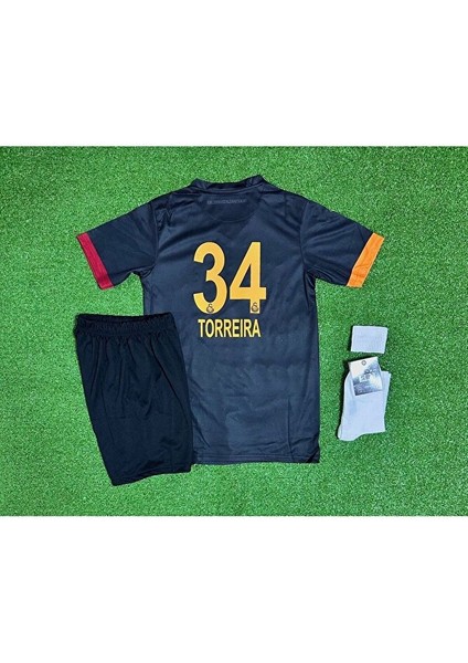5-Yıldızlı Galatâsarây. / Lucas Torreira /2025 Special Siyah Yeni Sezon Çocuk Forması 4'lü Set