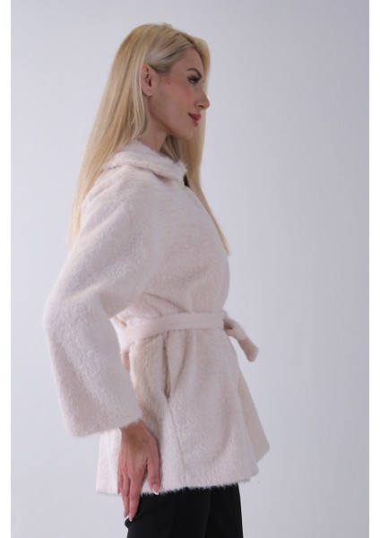 Ekru Gömlek Yakalı 4 Düğme Deri Bukle Detaylı Kaşe Yün Ceket 5307122.147 indirimleri