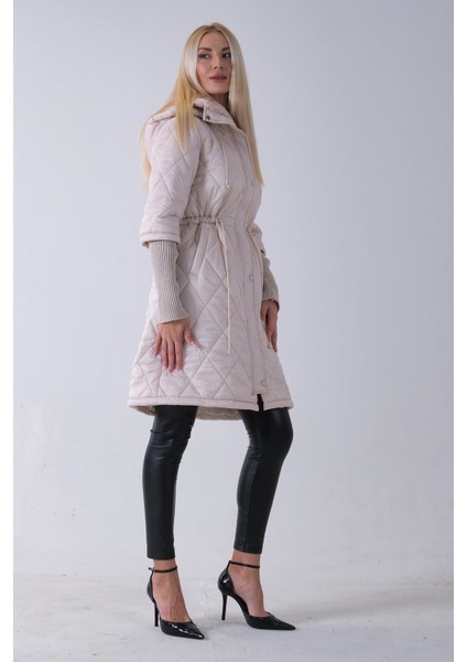 Taş Bileği Lastikli Kapüşonlu Baklava Desenli Şişme Mont 44520207.50 fiyatları