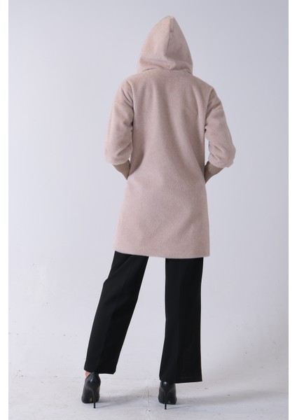 Bej 2 Torba Cep Kapüşonlu Düğme Kapamalı Bileği Lastikli Peluş Kaban 41630062.55