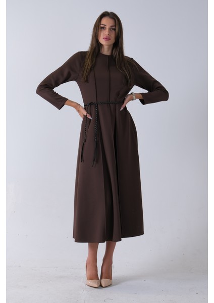 Kahve Bisiklet Yaka Önü Pile Detaylı Beli Kemerli Elbise 4593453.05 indirimleri