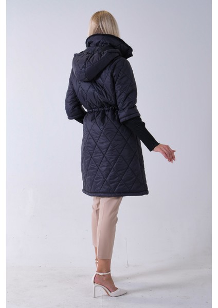 Lacivert Bileği Lastikli Kapüşonlu Baklava Desenli Şişme Mont 44520207.02