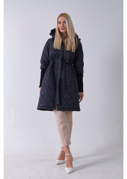 Lacivert Bileği Lastikli Kapüşonlu Baklava Desenli Şişme Mont 44520207.02