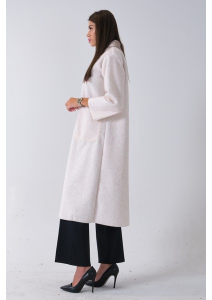 Bej Bebe Yaka Çift Cepli Kaban 31050686.55 indirimleri