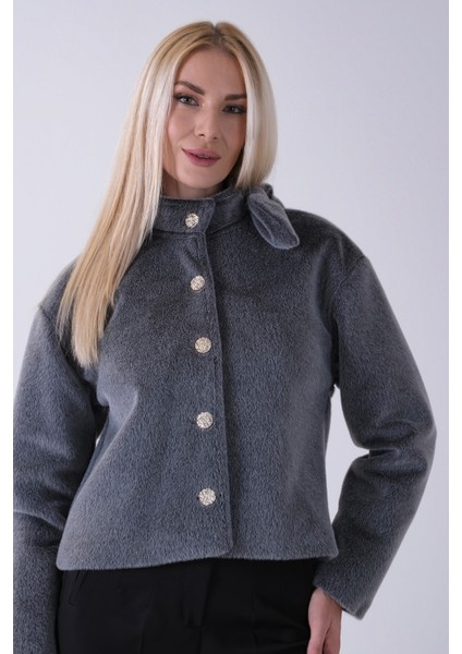 Gri Omuz Fiyonk Detaylı Düğme Kapamalı Kaşe Ceket 41630060.06 fırsatları