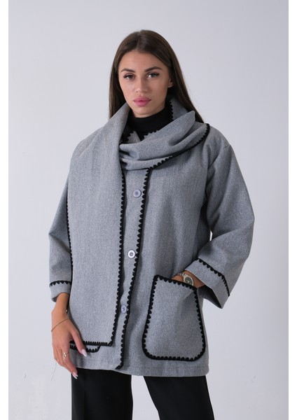 Gri Önü Düğmeli Atkılı Süs Dikiş Detaylı Cepli Kısa Kaban 31050712.06