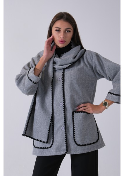 Gri Önü Düğmeli Atkılı Süs Dikiş Detaylı Cepli Kısa Kaban 31050712.06 modelleri