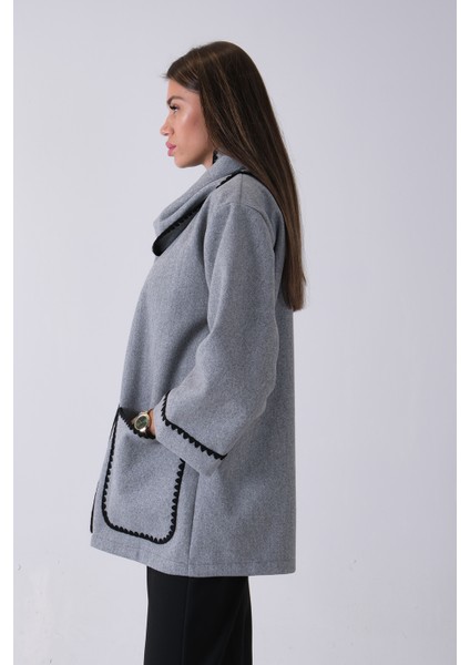 Gri Önü Düğmeli Atkılı Süs Dikiş Detaylı Cepli Kısa Kaban 31050712.06 fırsatları