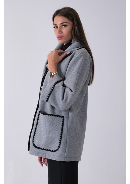 Gri Önü Düğmeli Atkılı Süs Dikiş Detaylı Cepli Kısa Kaban 31050712.06 indirimleri