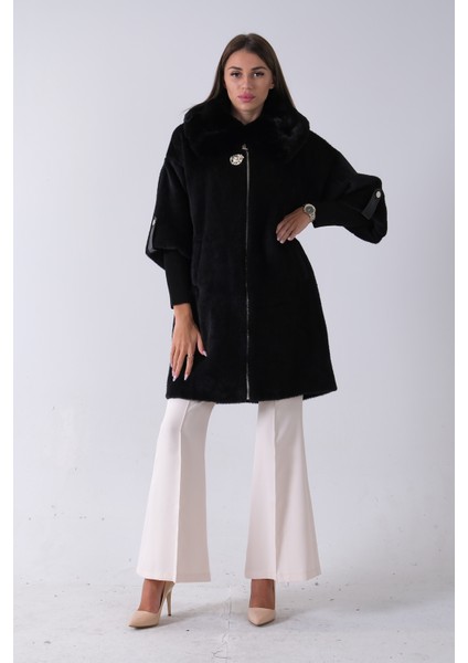 Siyah Yandan Cepli Broş Detaylı Yaka Kürklü Peluş Kaban 44510847.01 fiyatları