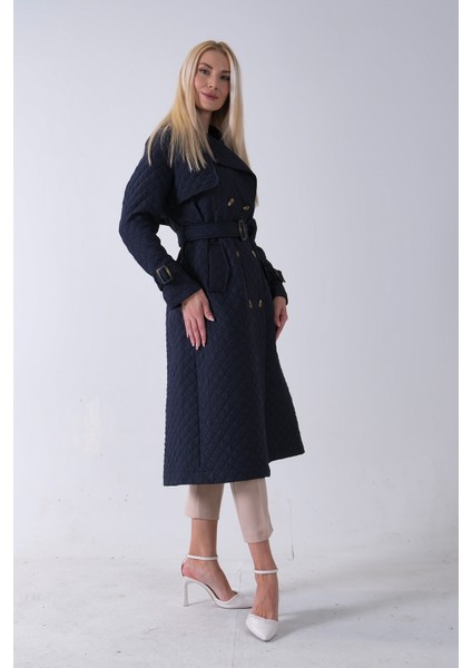 Lacivert Beli Kemerli Düğme Kapamalı Kapitone Desenli Trenç 44520205.02 modelleri