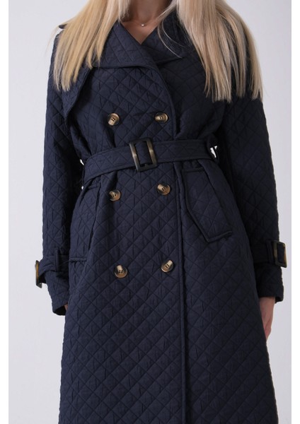 Lacivert Beli Kemerli Düğme Kapamalı Kapitone Desenli Trenç 44520205.02