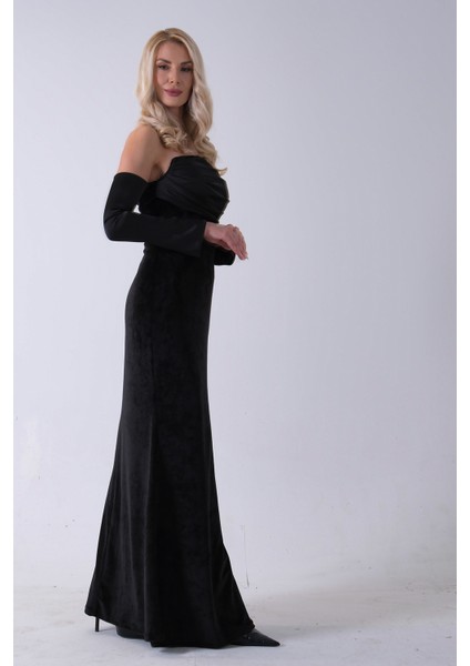 Siyah Drapeli Takma Kol Detaylı Kadife Abiye 0801068.01 fırsatları