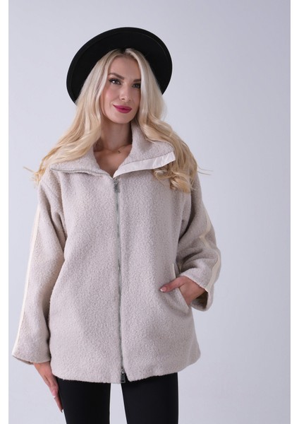 Krem Ön Fermuarlı Deri Biyeli Kıvırcık Mont 3971200.19 modelleri