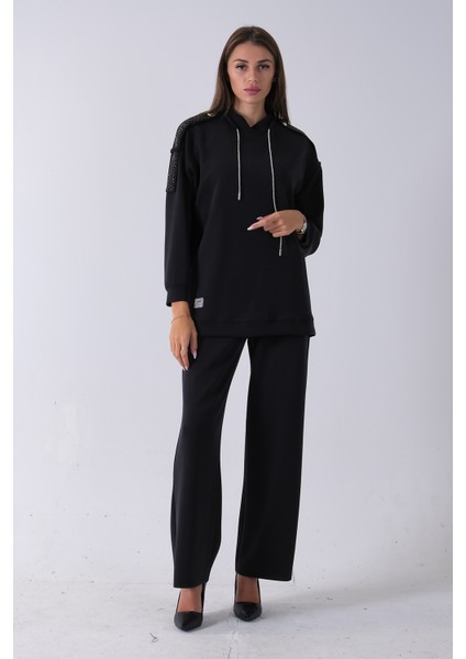 Siyah Omuz Apolet Detaylı Yakası Ipli Tunik Pantolonlu Takım 4577281.01 modelleri