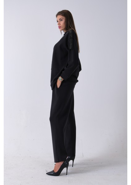Siyah Omuz Apolet Detaylı Yakası Ipli Tunik Pantolonlu Takım 4577281.01 indirimleri
