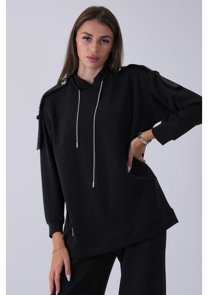 Siyah Omuz Apolet Detaylı Yakası Ipli Tunik Pantolonlu Takım 4577281.01