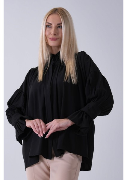 Siyah Göğüs ve Manşeti Büzgü Detaylı Bluz 3972060.01