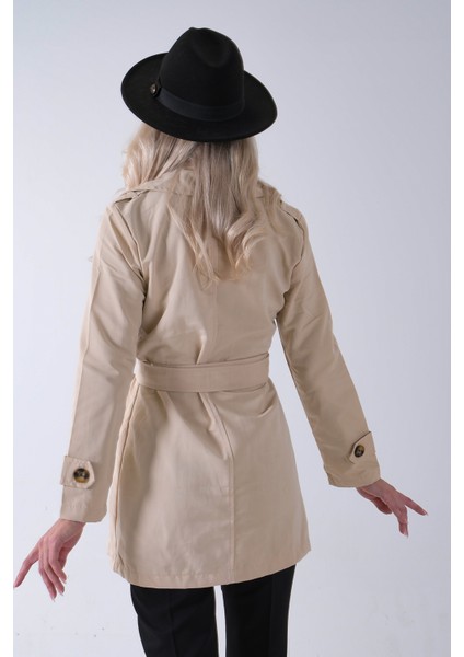 Bej Bilek ve Omuz Apolet Detaylı Kemerli Düğme Kapamalı Trenç 4200829.55