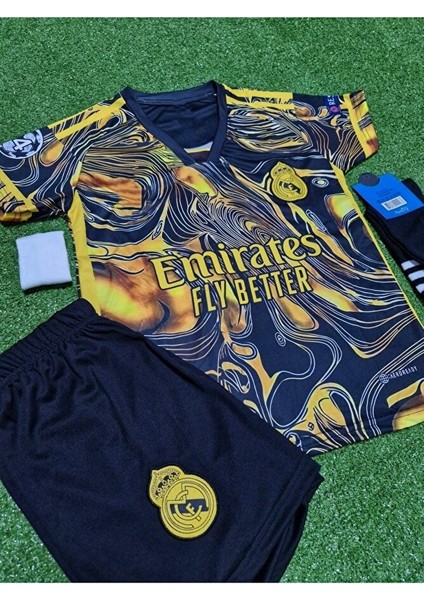 Real Madrid 2023/24 Yeni Sezon Cristiano Ronaldo Özel Çocuk Konsept Forması 4'ü Set (Blackyellow) fiyatları