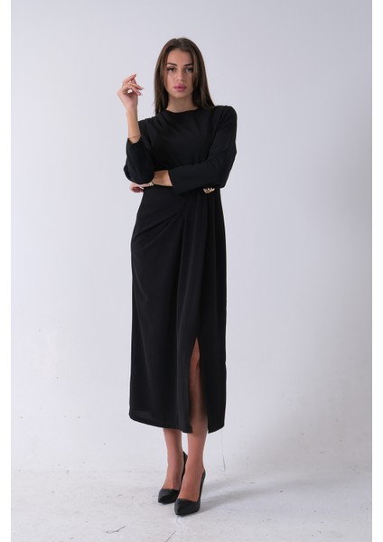 Siyah Omuz ve Beli Pileli Toka Detaylı Elbise 3975478.01 modelleri