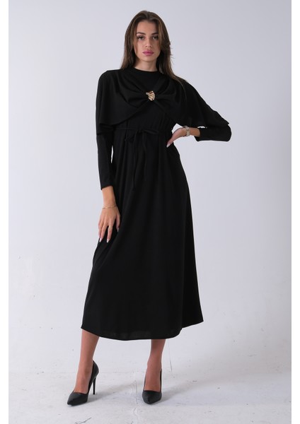 Siyah Bisiklet Yaka Kendinden Şal Detaylı Broşlu Bel Bağlamalı Elbise 4571580.01 fiyatları