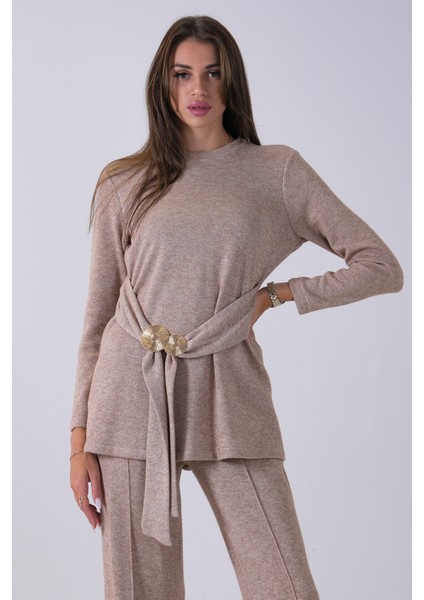 Taş Altın Toka Detaylı Pantolonlu Takım 4577282.50