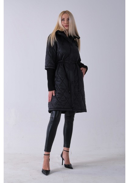 Siyah Bileği Lastikli Kapüşonlu Baklava Desenli Şişme Mont 44520207.01 modelleri