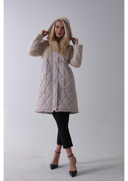 Taş Yarım Peluş Detaylı Belden Sıktırmalı Kapüşonlu Baklava Desen Mont 44520211.50