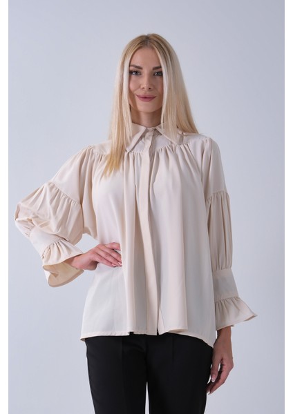 Taş Göğüs ve Manşeti Büzgü Detaylı Bluz 3972060.50