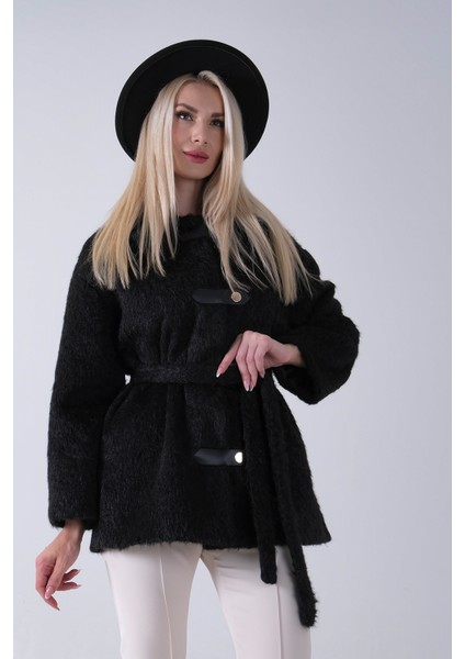 Siyah Gömlek Yakalı 4 Düğme Deri Bukle Detaylı Kaşe Yün Ceket 5307122.01 modelleri