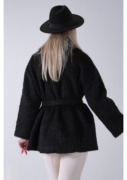 Siyah Gömlek Yakalı 4 Düğme Deri Bukle Detaylı Kaşe Yün Ceket 5307122.01