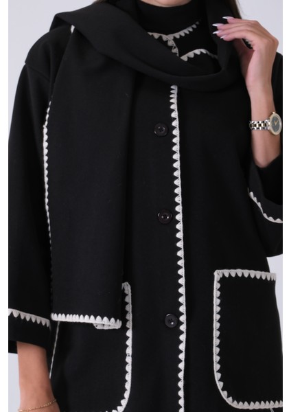 Siyah Önü Düğmeli Atkılı Süs Dikiş Detaylı Cepli Kısa Kaban 31050712.01