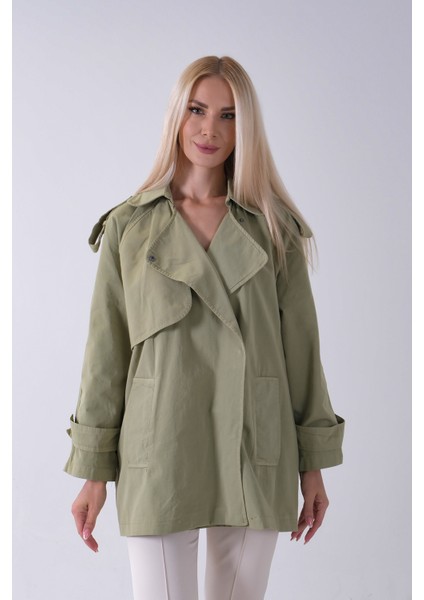 Yeşil Yandan Cepli Omuz Apolet Detaylı Trenç 422234.07