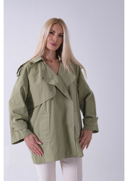 Yeşil Yandan Cepli Omuz Apolet Detaylı Trenç 422234.07 fiyatları