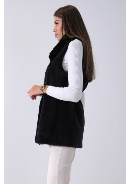 Siyah Yakası Peluşlu Tek Düğme Kapamalı Yelek 4579035.01 modelleri