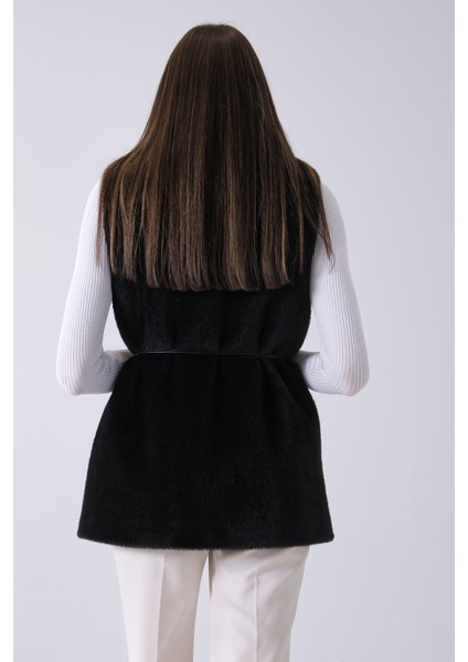 Siyah Yakası Peluşlu Tek Düğme Kapamalı Yelek 4579035.01 fırsatları