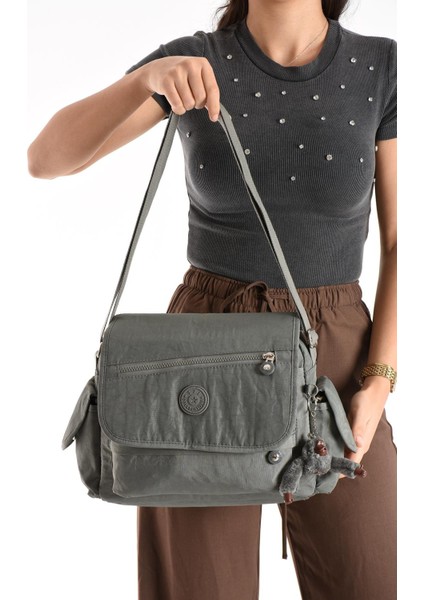 Lüks Figürlü Gösterişli Bol Bölmeli Çapraz Çanta