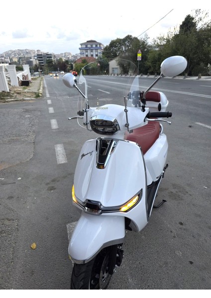 Küba Bannry 125 Ön Cam 2024-2025 Model 42CM Şeffaf Renkli 4mm Aparatsızdır indirimleri