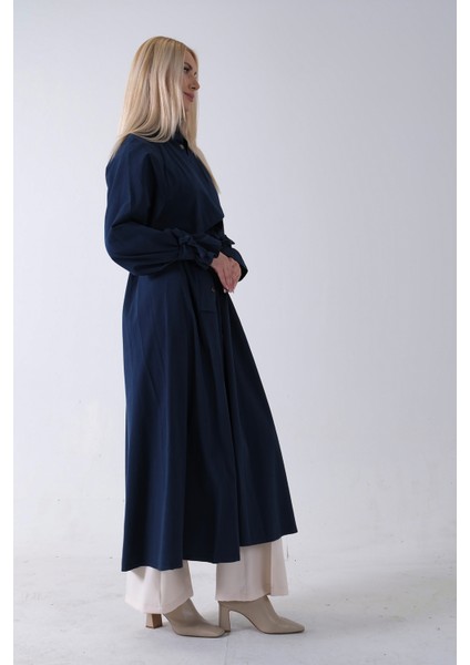Lacivert Belden Bağlama Detaylı Yandan Cepli Uzun Trenç 422237.02 modelleri